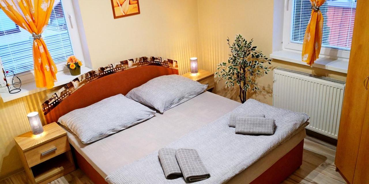 Apartmány Riviéra&Vila Deluxe Liptov Bešeňová Ruzomberok Esterno foto