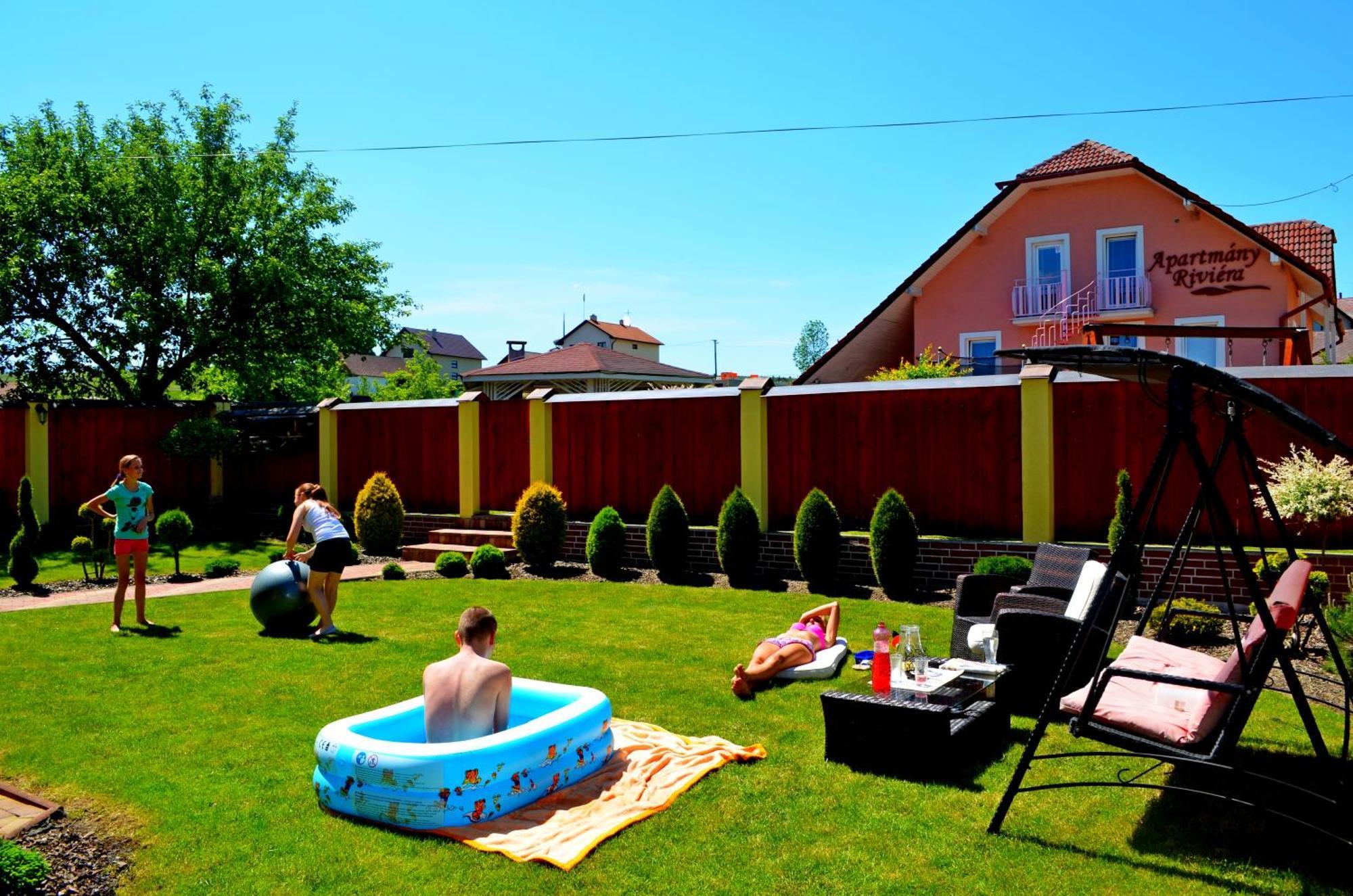 Apartmány Riviéra&Vila Deluxe Liptov Bešeňová Ruzomberok Esterno foto